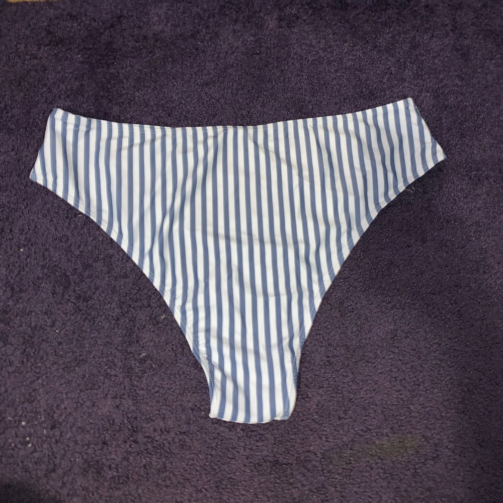 NWT bikini bottoms